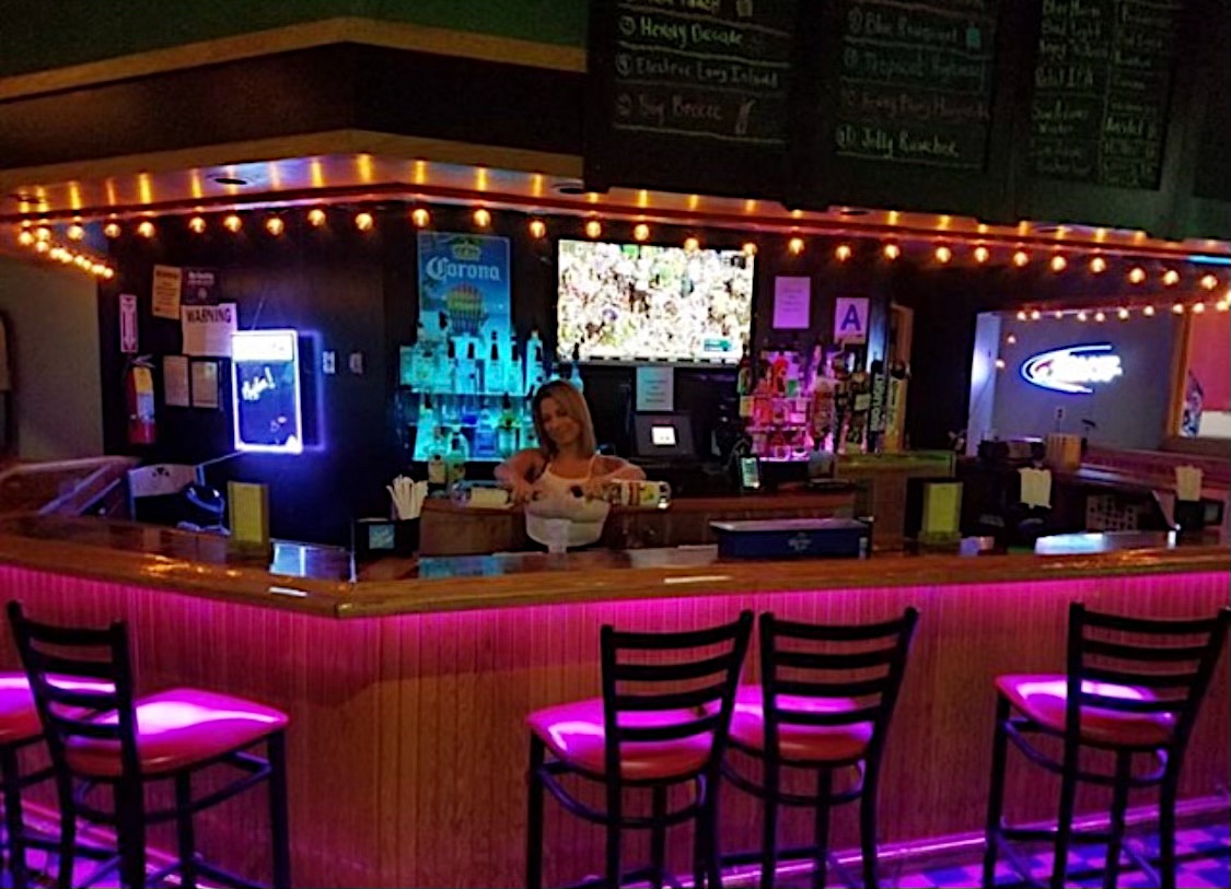 Funfest Sports Bar Lounge